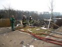 Gartenhaus in Koeln Vingst Nobelstr explodiert   P035